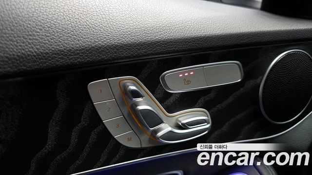 Mercedes-Benz C-Class C220 d 4MATIC AMG Line