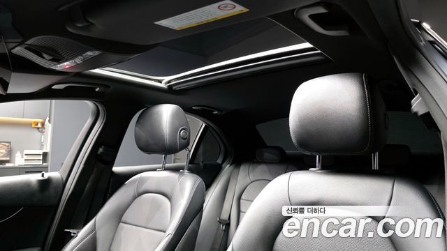 Mercedes-Benz C-Class C220 d 4MATIC AMG Line