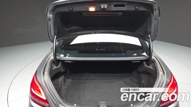 Mercedes-Benz C-Class C220 d 4MATIC AMG Line