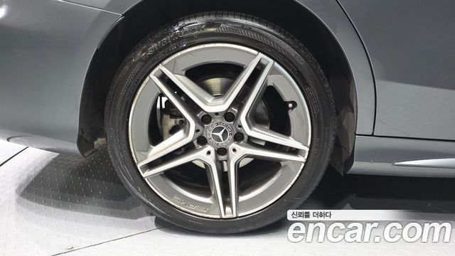 Mercedes-Benz C-Class C220 d 4MATIC AMG Line
