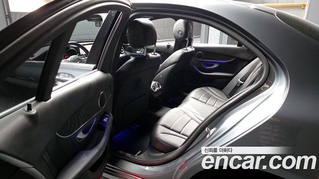 Mercedes-Benz C-Class C220 d 4MATIC AMG Line