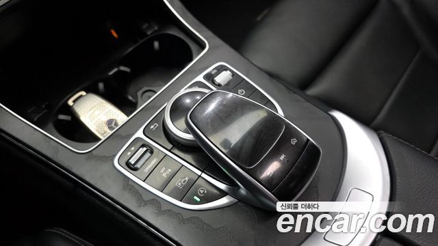 Mercedes-Benz C-Class C220 d 4MATIC AMG Line