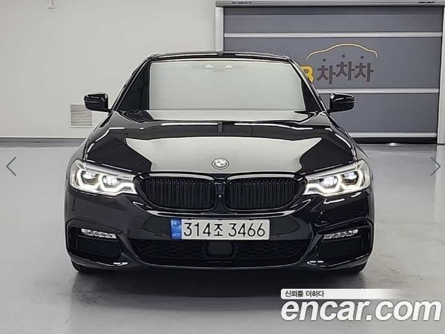 BMW 5-Series 530i M Sport Package Plus
