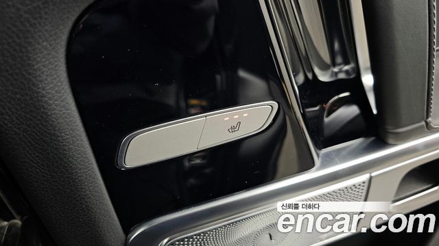 Mercedes-Benz G-Class AMG G63