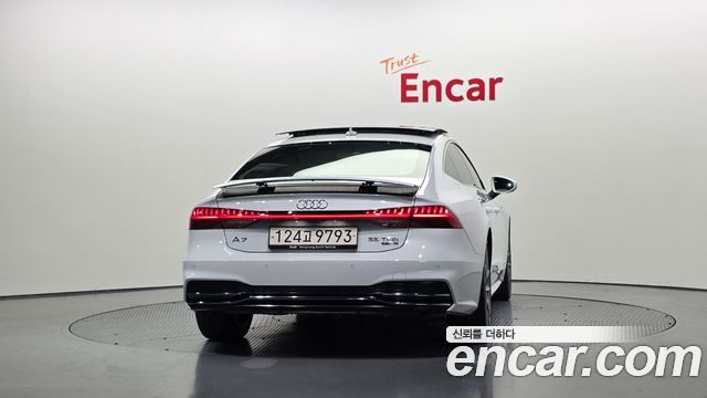 Audi A7 (4K) 55 TFSI Quattro Premium