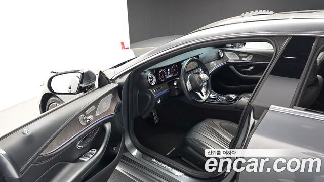 Mercedes-Benz CLS-Class CLS300d AMG Line