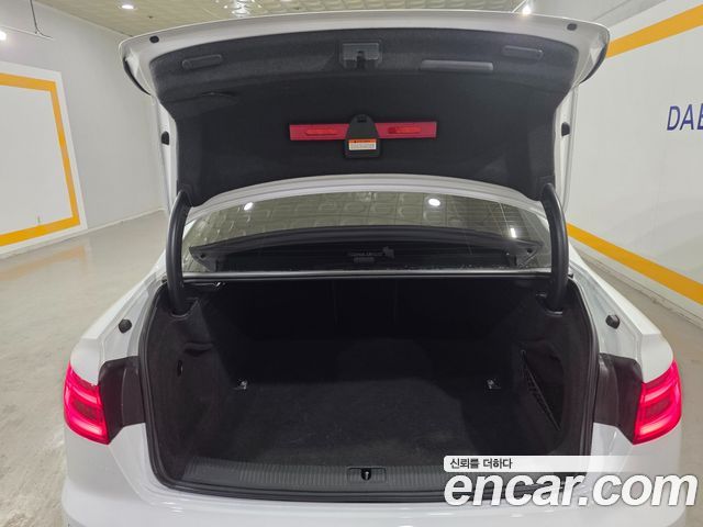 Audi A4 40 TFSI Premium