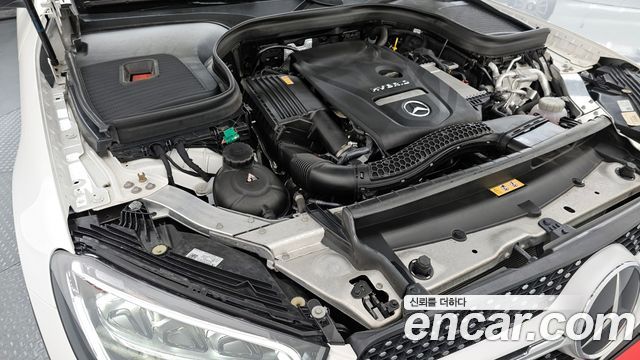 Mercedes-Benz GLC-Class GLC300e 4MATIC