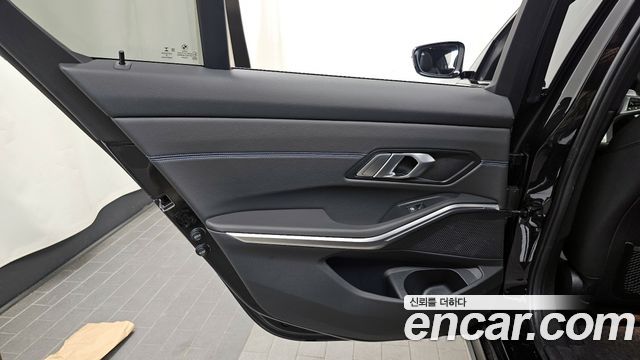 BMW 3-Series 320i M Sport