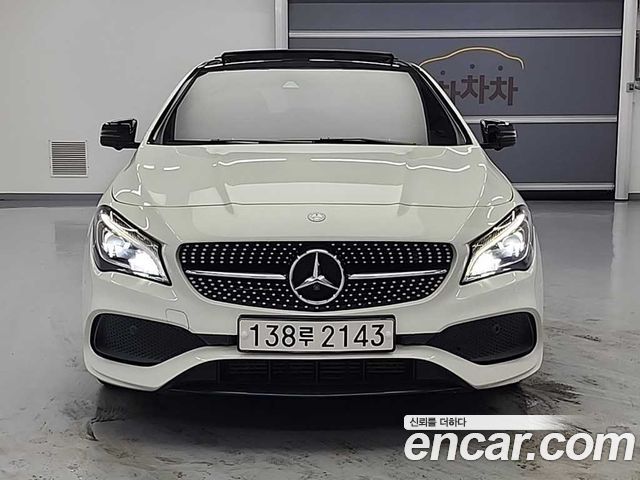 Mercedes-Benz CLA-Class CLA250 4MATIC AMG Line