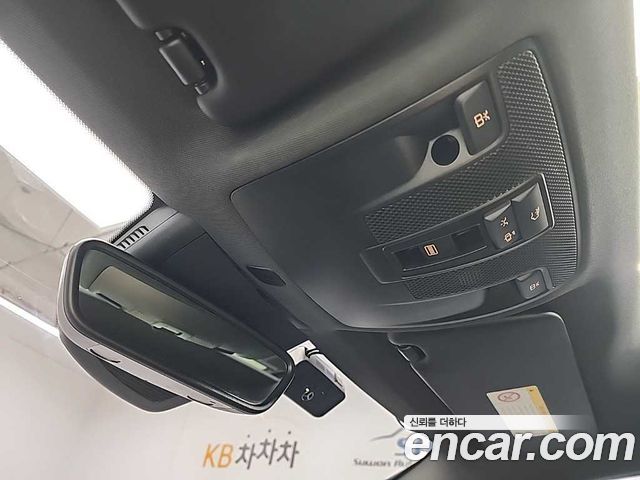 Mercedes-Benz CLA-Class CLA250 4MATIC AMG Line
