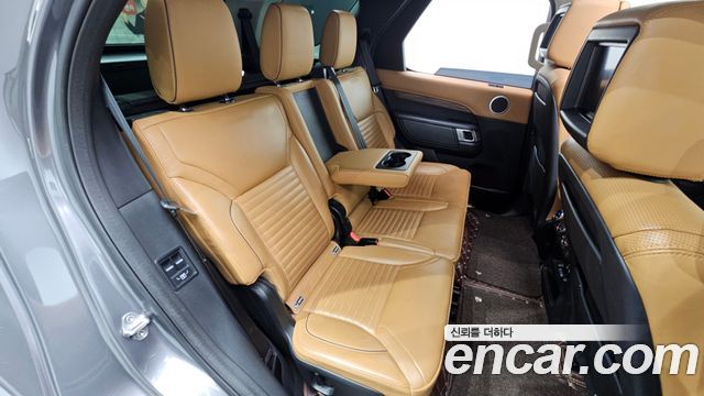 Land Rover Discovery 3.0 TD6 HSE Luxury
