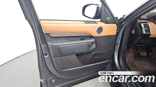 Land Rover Discovery 3.0 TD6 HSE Luxury