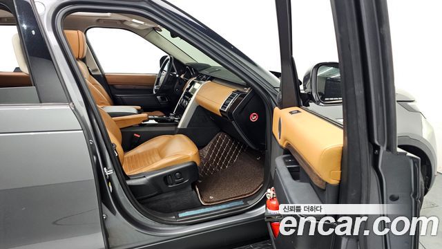 Land Rover Discovery 3.0 TD6 HSE Luxury