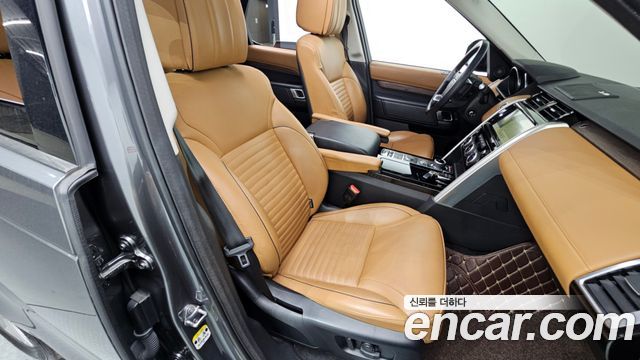 Land Rover Discovery 3.0 TD6 HSE Luxury