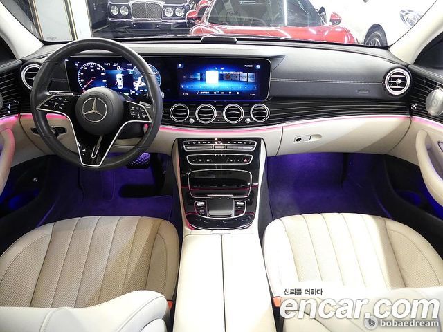 Mercedes-Benz E-Class E450 4MATIC Exclusive