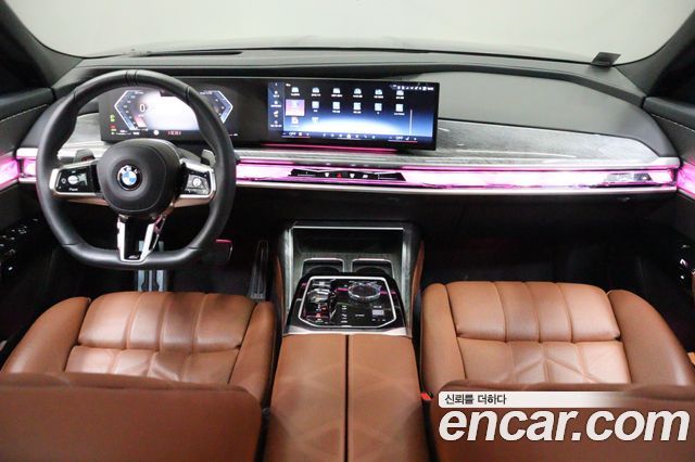 BMW 7-Series 740i xDrive M Sport