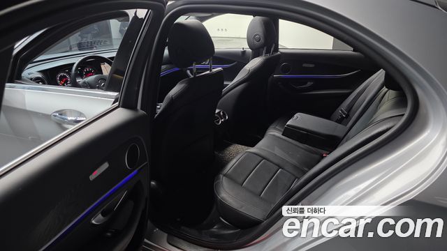 Mercedes-Benz E-Class E200 Avantgarde