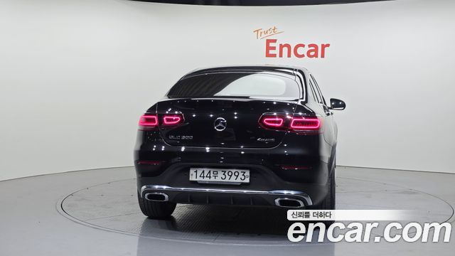 Mercedes-Benz GLC-Class GCL300 4MATIC Coupe