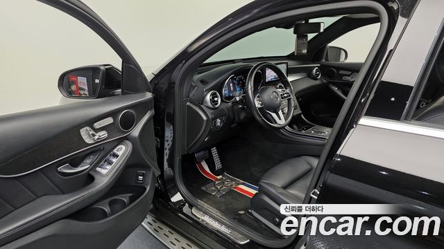Mercedes-Benz GLC-Class GCL300 4MATIC Coupe