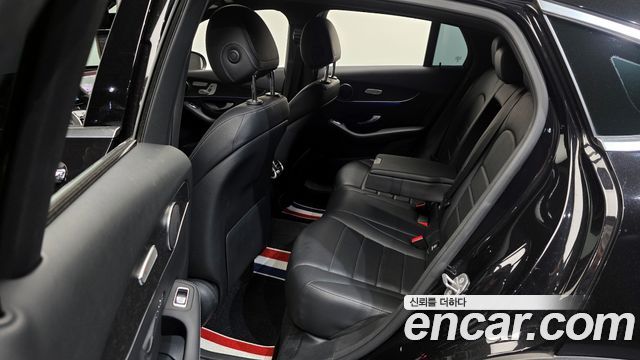 Mercedes-Benz GLC-Class GCL300 4MATIC Coupe
