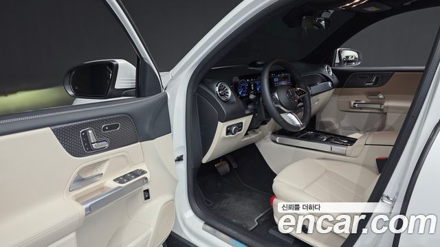 Mercedes-Benz EQB EQB300 4MATIC Progressive