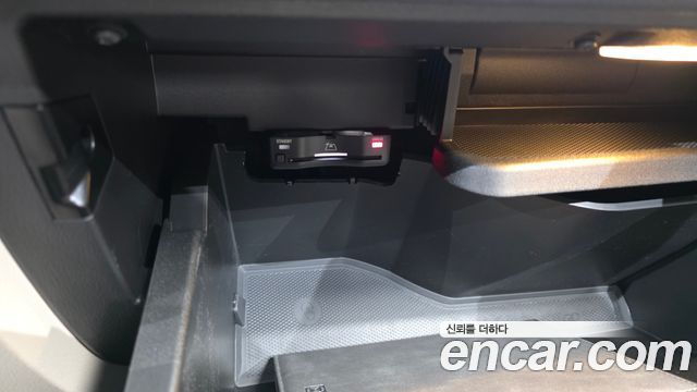 Mercedes-Benz EQB EQB300 4MATIC Progressive