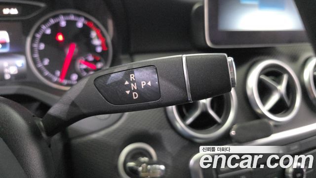 Mercedes-Benz A-Class A200