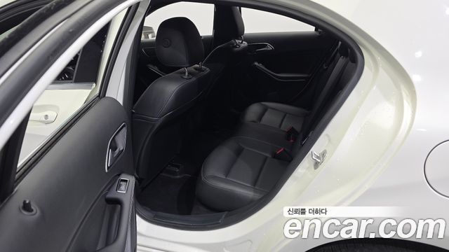 Mercedes-Benz A-Class A200