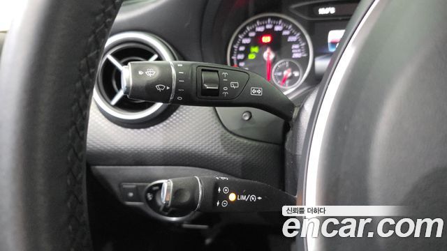 Mercedes-Benz A-Class A200