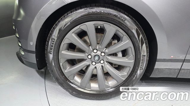 Land Rover Range Rover Velar 3.0 D300 R-Dynamic SE