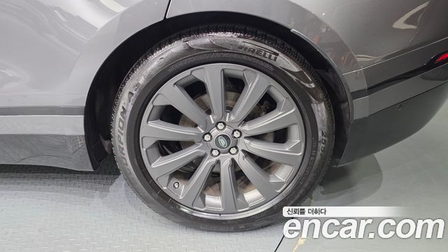 Land Rover Range Rover Velar 3.0 D300 R-Dynamic SE