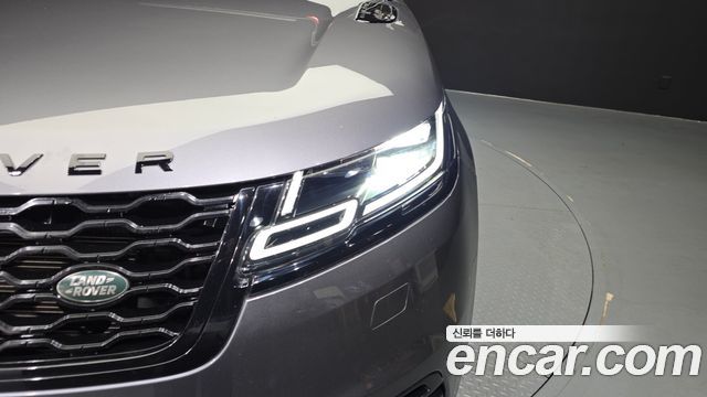Land Rover Range Rover Velar 3.0 D300 R-Dynamic SE