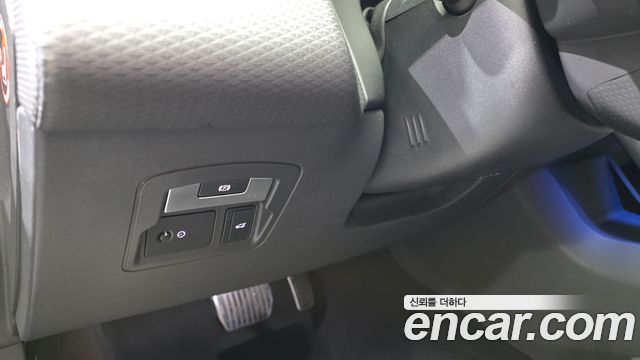 Land Rover Range Rover Velar 3.0 D300 R-Dynamic SE