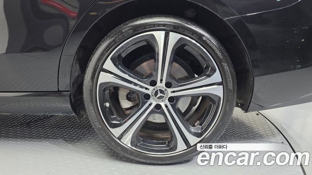 Mercedes-Benz C-Class C300 4MATIC Avantgarde