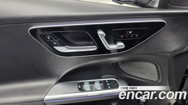 Mercedes-Benz C-Class C300 4MATIC Avantgarde