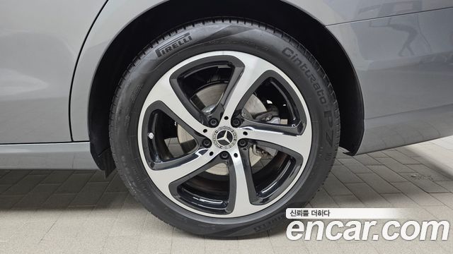 Mercedes-Benz E-Class E250 Avantgarde