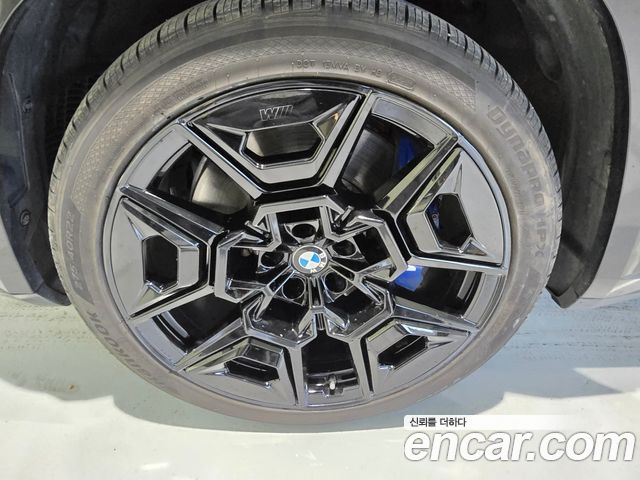 BMW XM 4.4