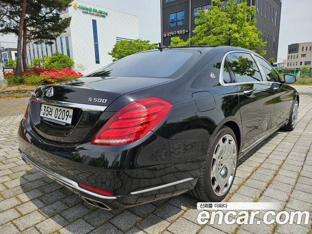 Mercedes-Benz S-Class Maybach S500 4MATIC