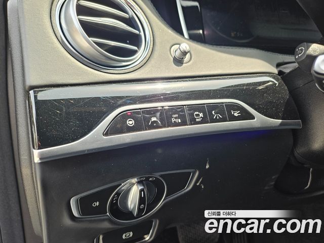 Mercedes-Benz S-Class Maybach S500 4MATIC