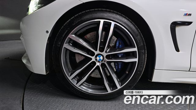 BMW 4-Series 430i M Sport Convertible