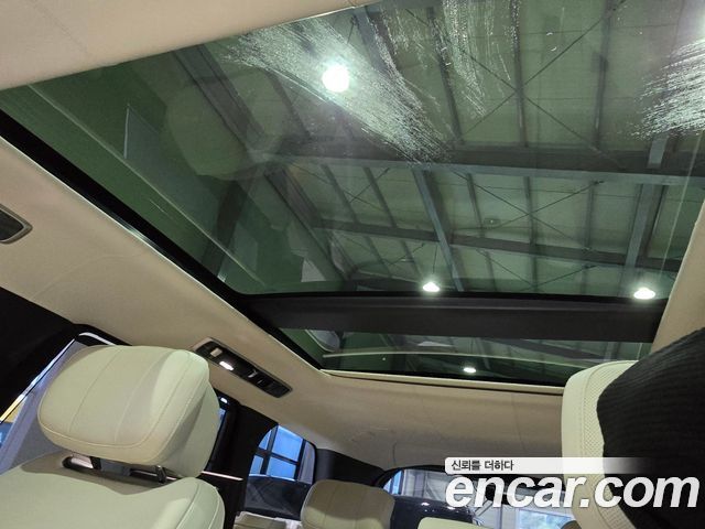 Land Rover Range Rover P550E AB