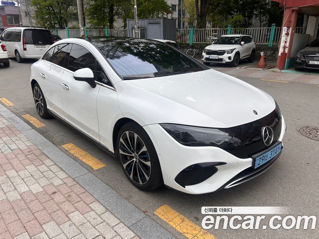Mercedes-Benz EQE EQE350+
