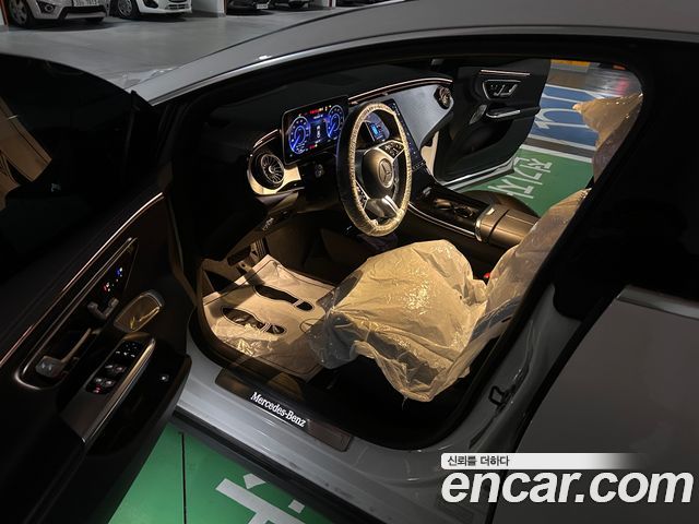 Mercedes-Benz EQE EQE350+