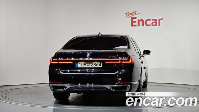 BMW 7-Series 740i Design Pure Excellence