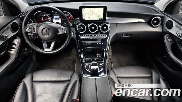 Mercedes-Benz C-Class C200 Avantgarde