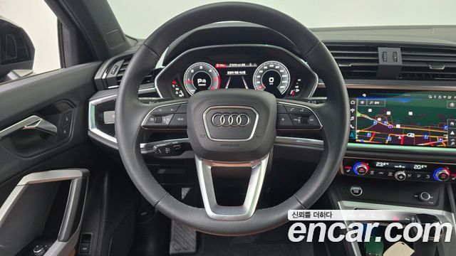 Audi Q3 35 TDI Premium