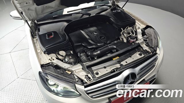 Mercedes-Benz GLC-Class GLC220 d 4MATIC Premium
