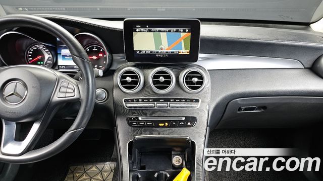 Mercedes-Benz GLC-Class GLC220 d 4MATIC Premium