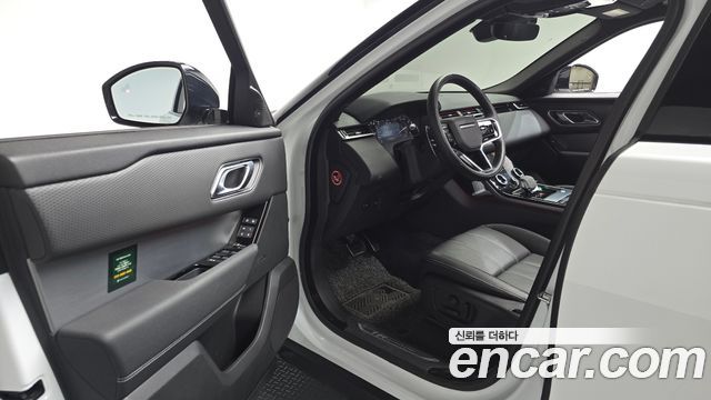 Land Rover Range Rover Velar 2.0 P250 R-Dynamic SE